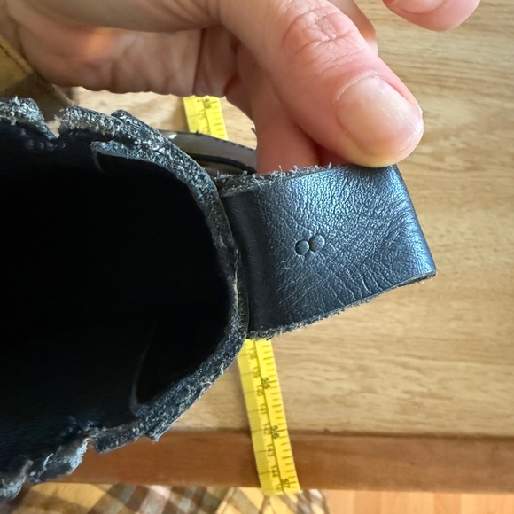 REAL LEATHER Black Chelsea Boots from @vilelaboots - Picture 12 of 12